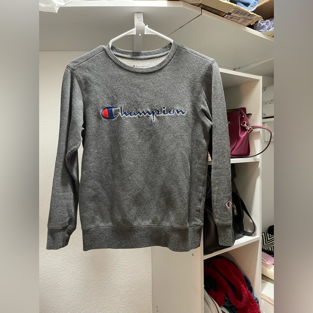 Champion Grey Crewneck! Barley Worn! No flaws